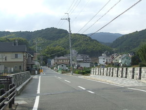 海印寺バス停からの楊谷寺への道　1　　DSCF0546.JPG